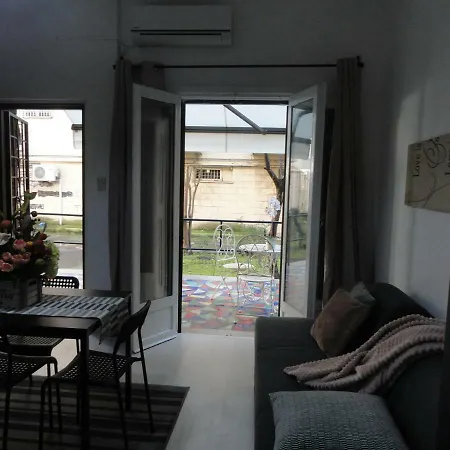 Tyche House Nyaraló
